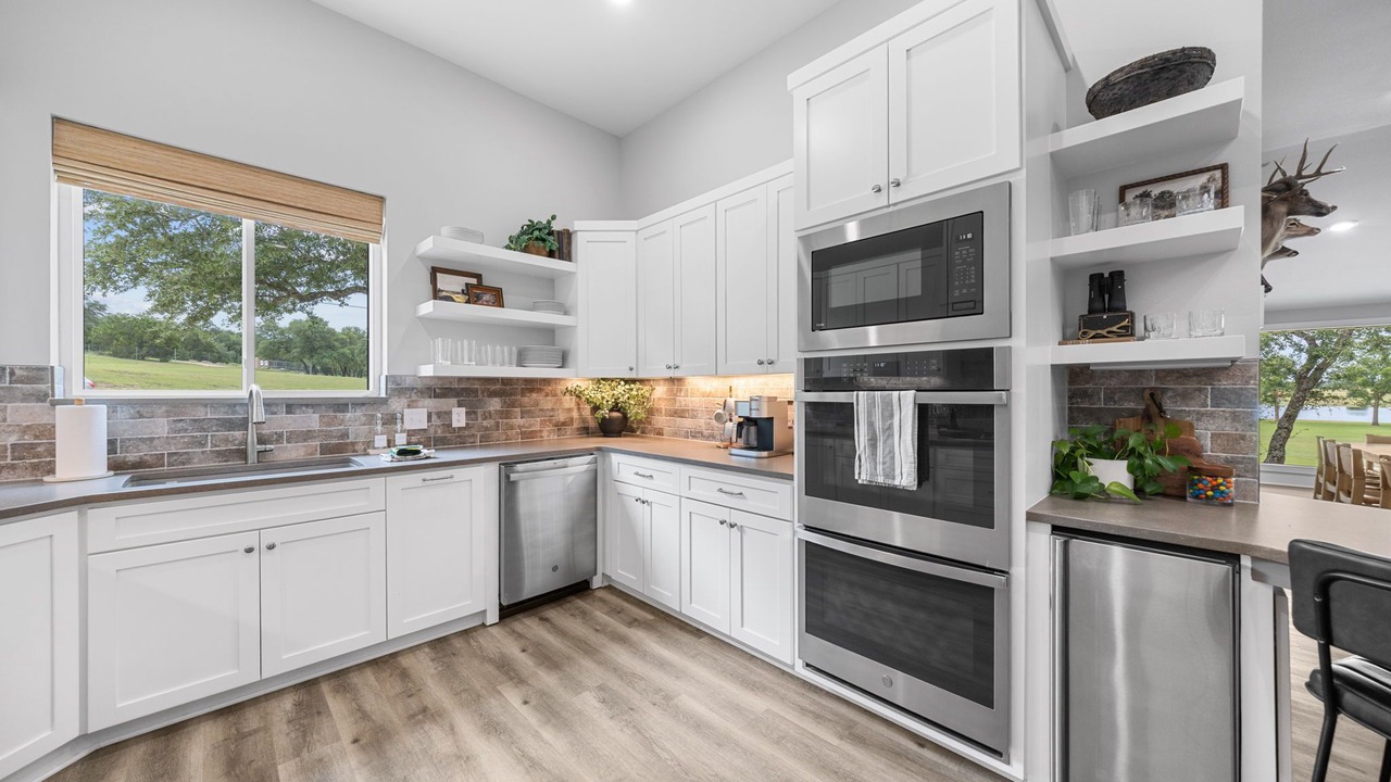 Photo of Kitchen in Leon Junction