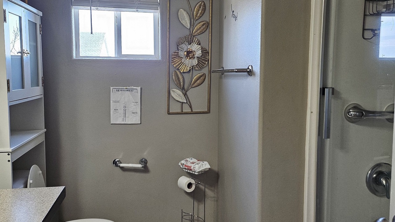 Photo of Bathroom in Pasco