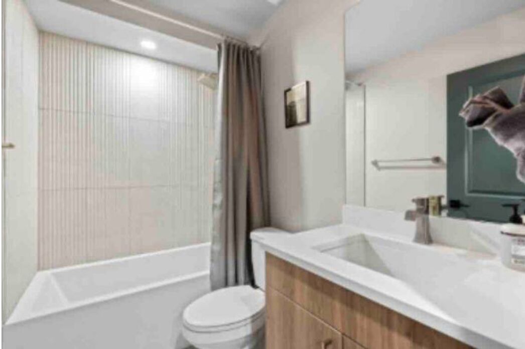 Photo of Bathroom in West Colfax