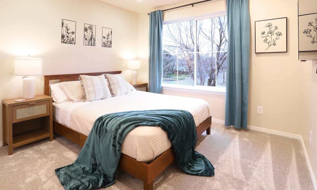 Photo of Bedroom in Caldwell