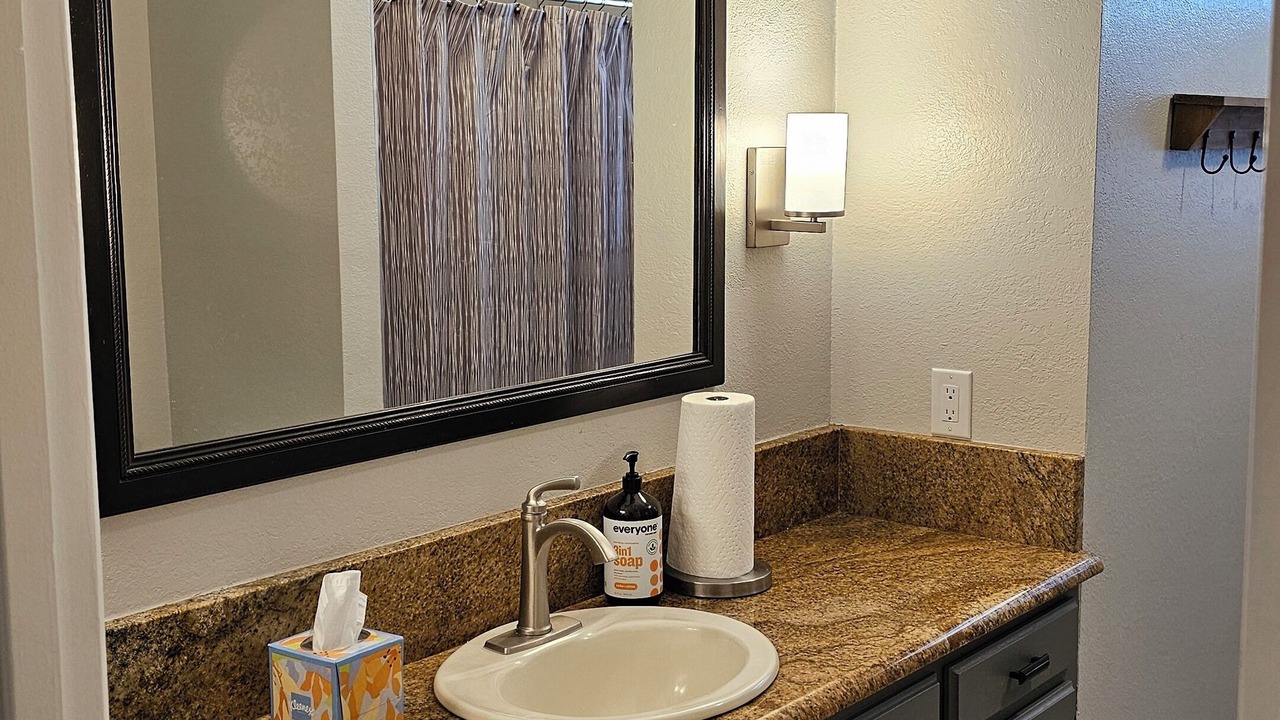 Photo of Bathroom in Canyon