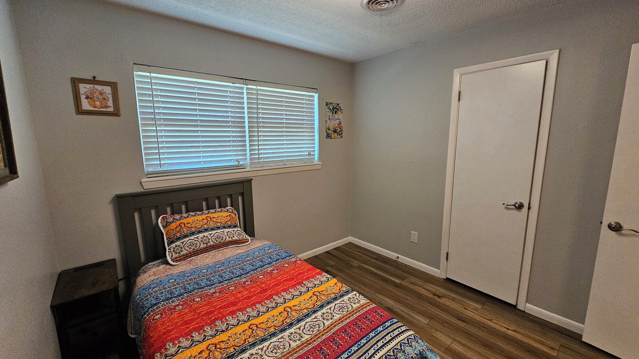 Photo of Bedroom in Canyon