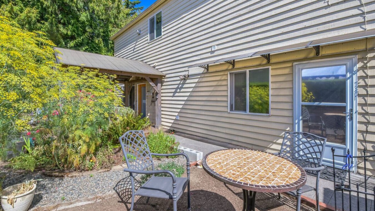 Photo of Outdoor in SeaTac