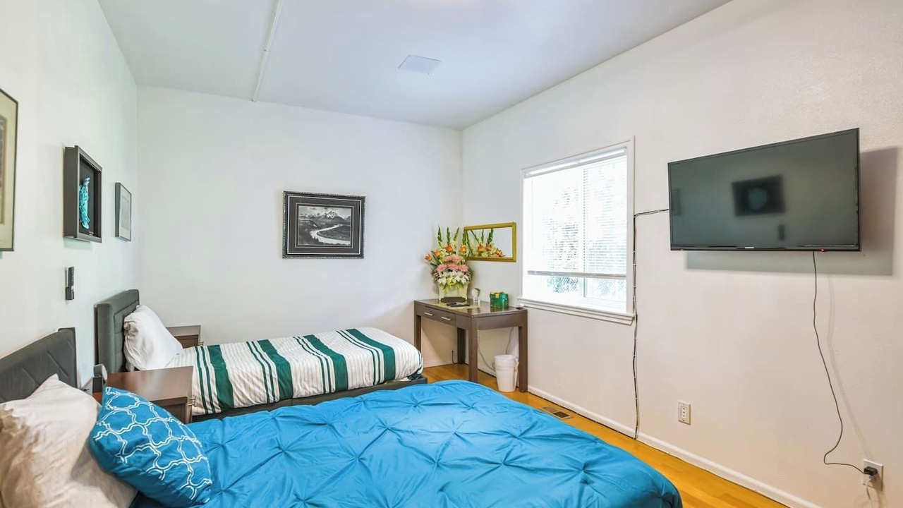 Photo of Bedroom in SeaTac