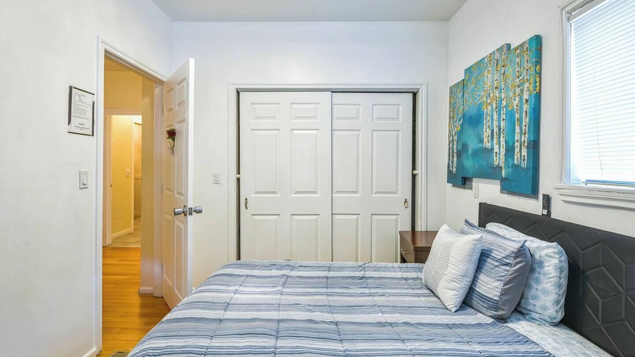 Photo of Bedroom in SeaTac