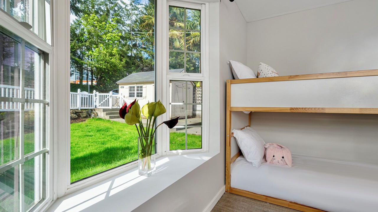 Photo of Bedroom in Bryn Mawr-Skyway