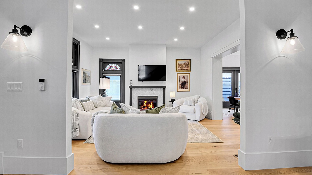 Photo of Livingroom in Capitol Hill