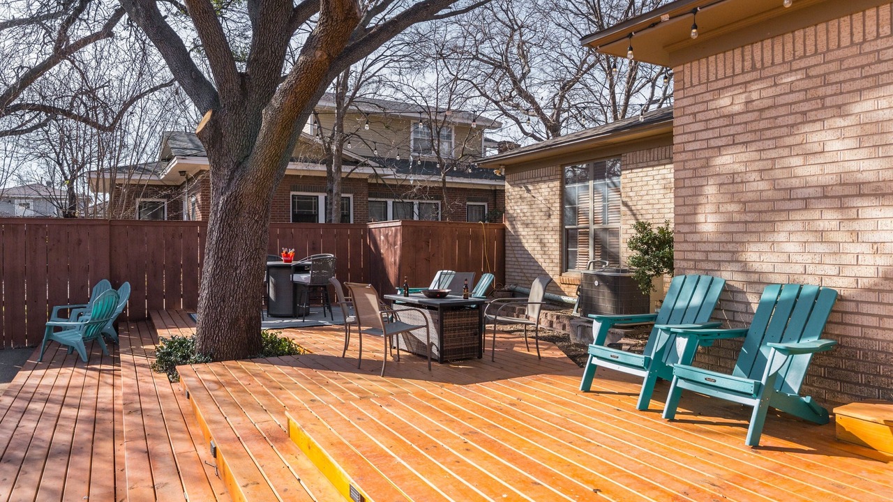 Photo of Outdoor in Sayles Blvd. Area