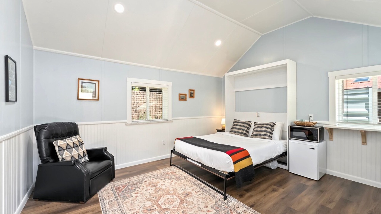 Photo of Bedroom in Poudre Park