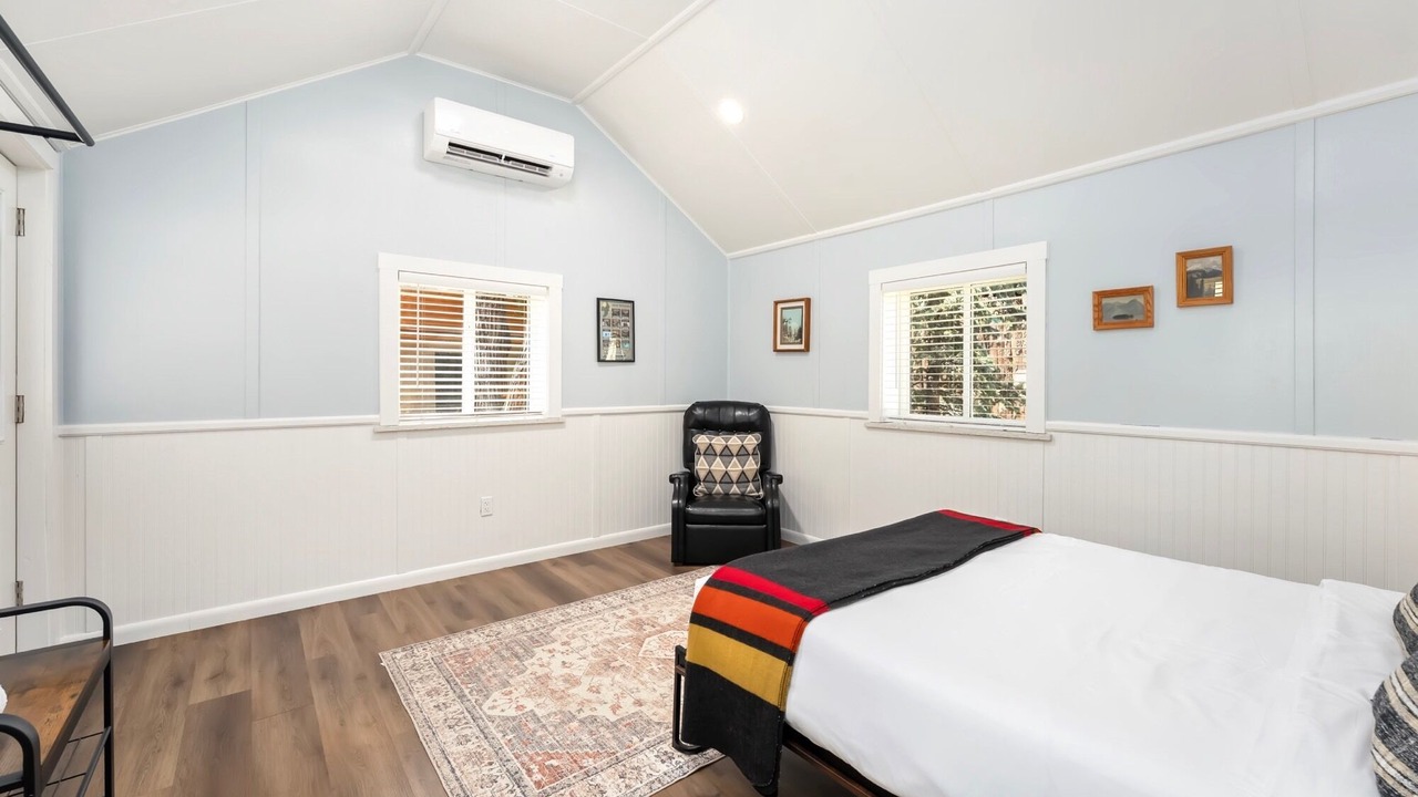 Photo of Bedroom in Poudre Park