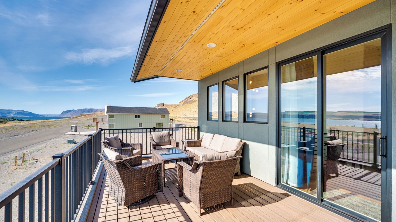 Photo of Patio Balcony in Sunland Estates