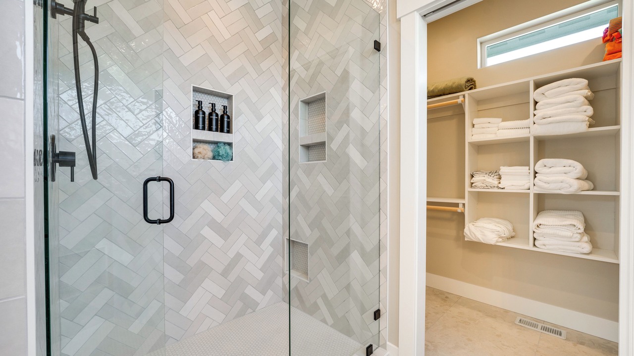 Photo of Bathroom in Sunland Estates