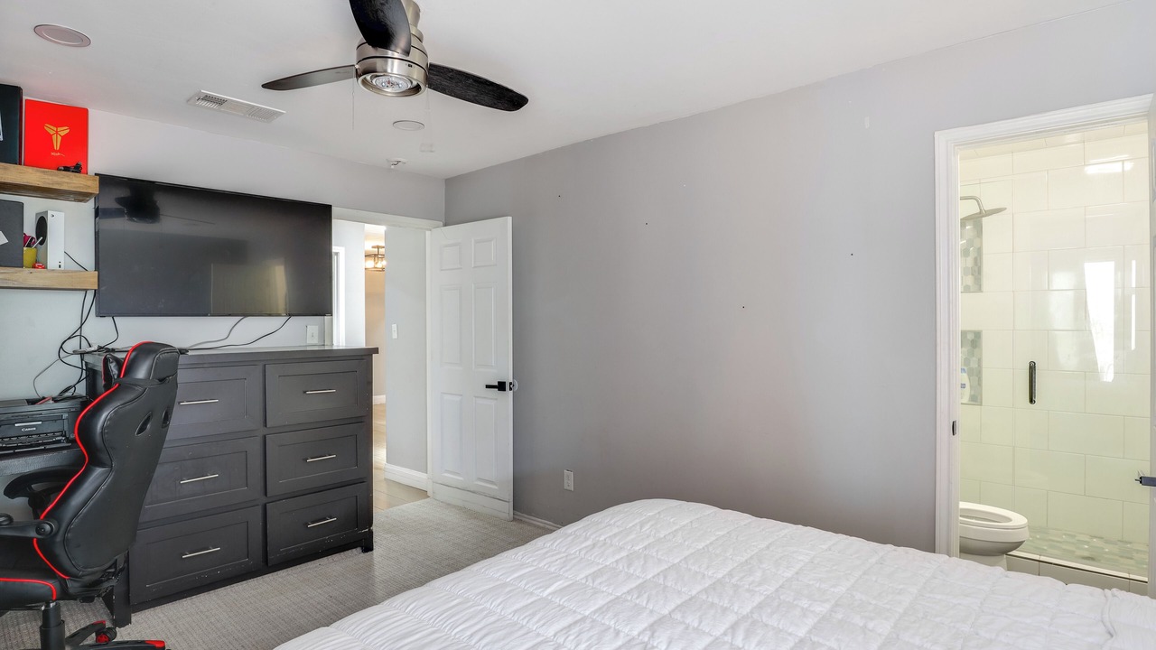 Photo of Bedroom in Ransom Canyon