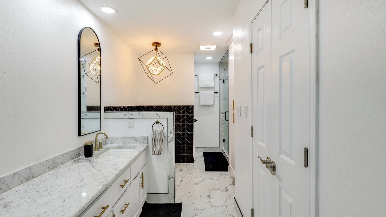 Photo of Bathroom in Ransom Canyon
