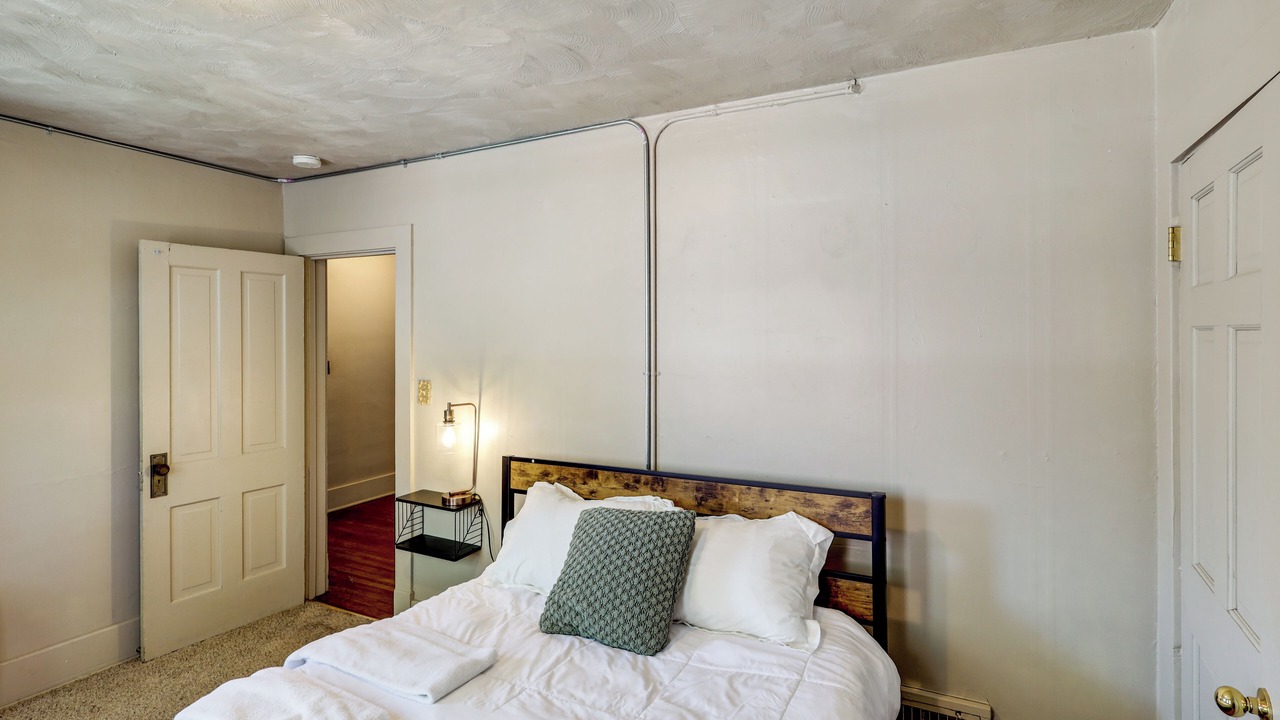 Photo of Bedroom in Lincoln