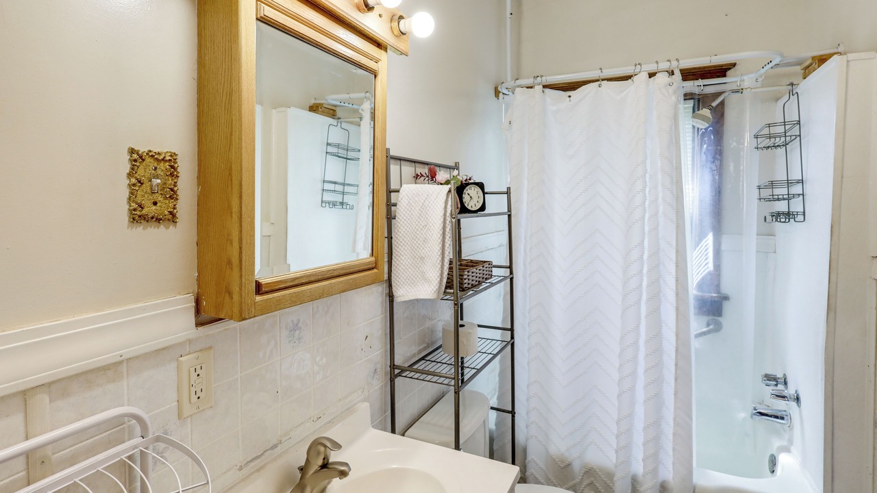 Photo of Bathroom in Lincoln