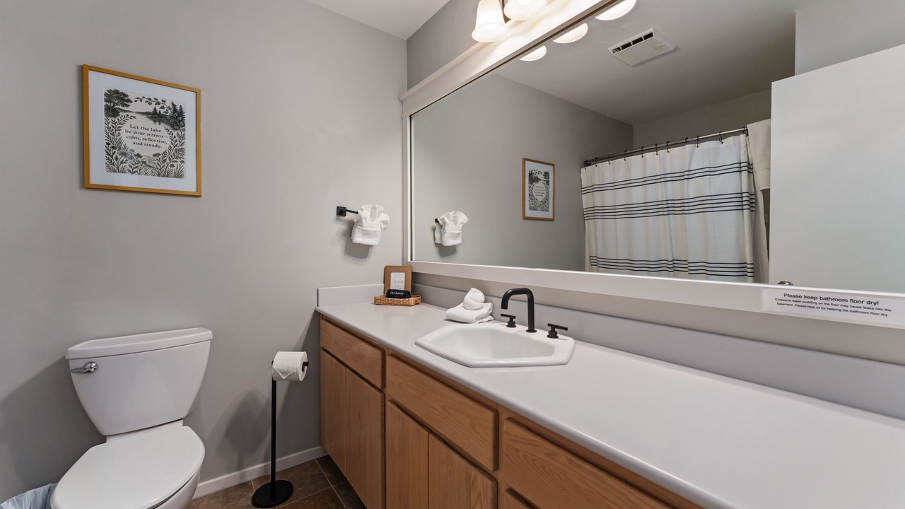 Photo of Bathroom in Wapato Point