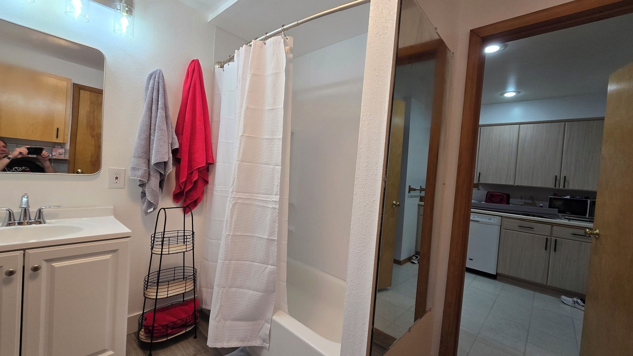 Photo of Bathroom in Waitsburg