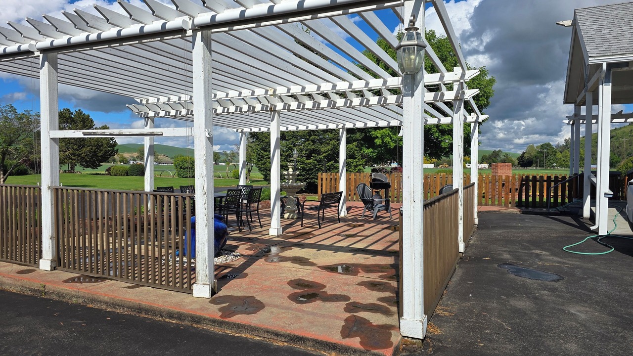 Photo of Patio Balcony in Waitsburg