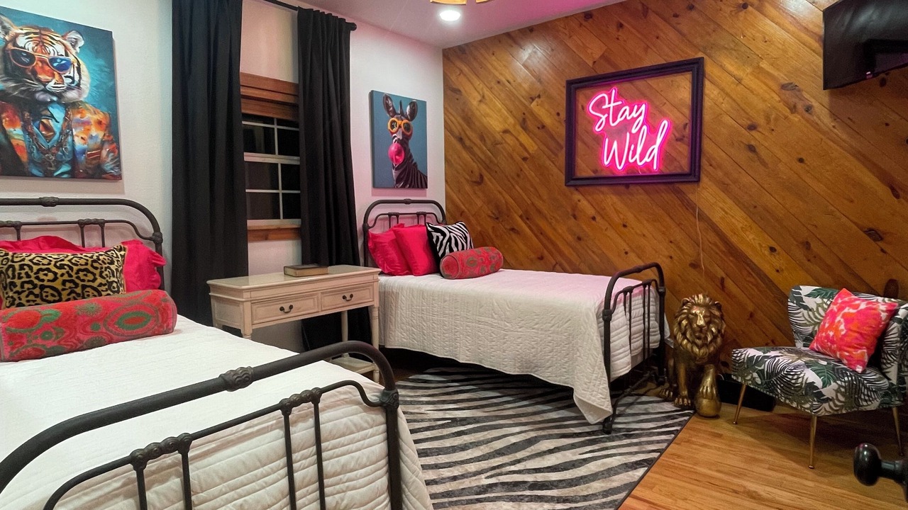 Photo of Bedroom in Glen Rose