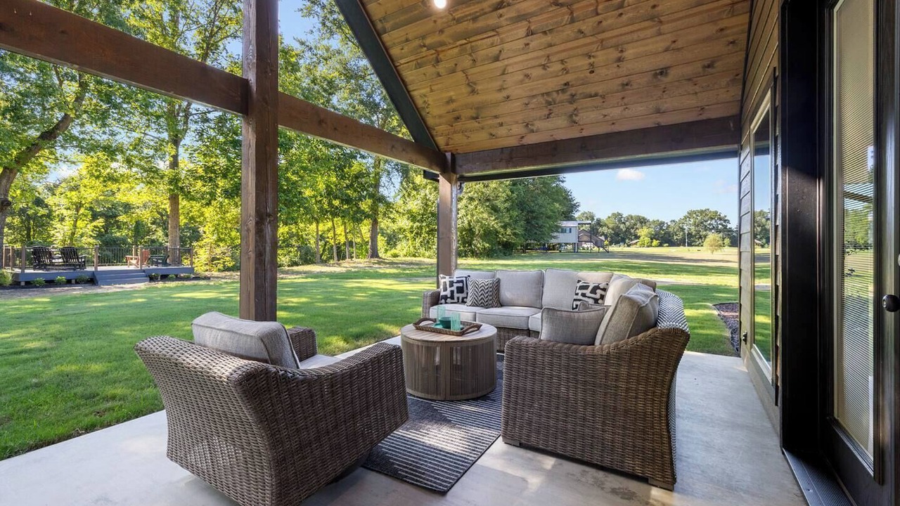 Photo of Patio Balcony in Golden