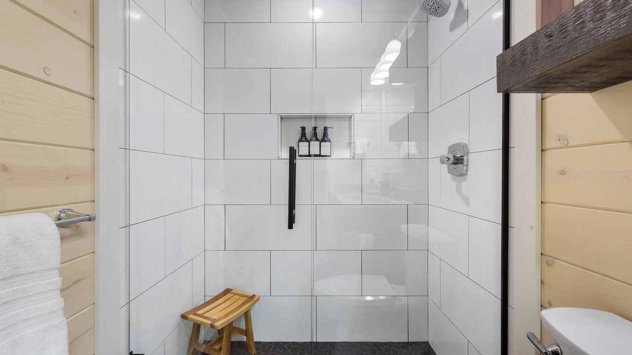 Photo of Bathroom in Golden