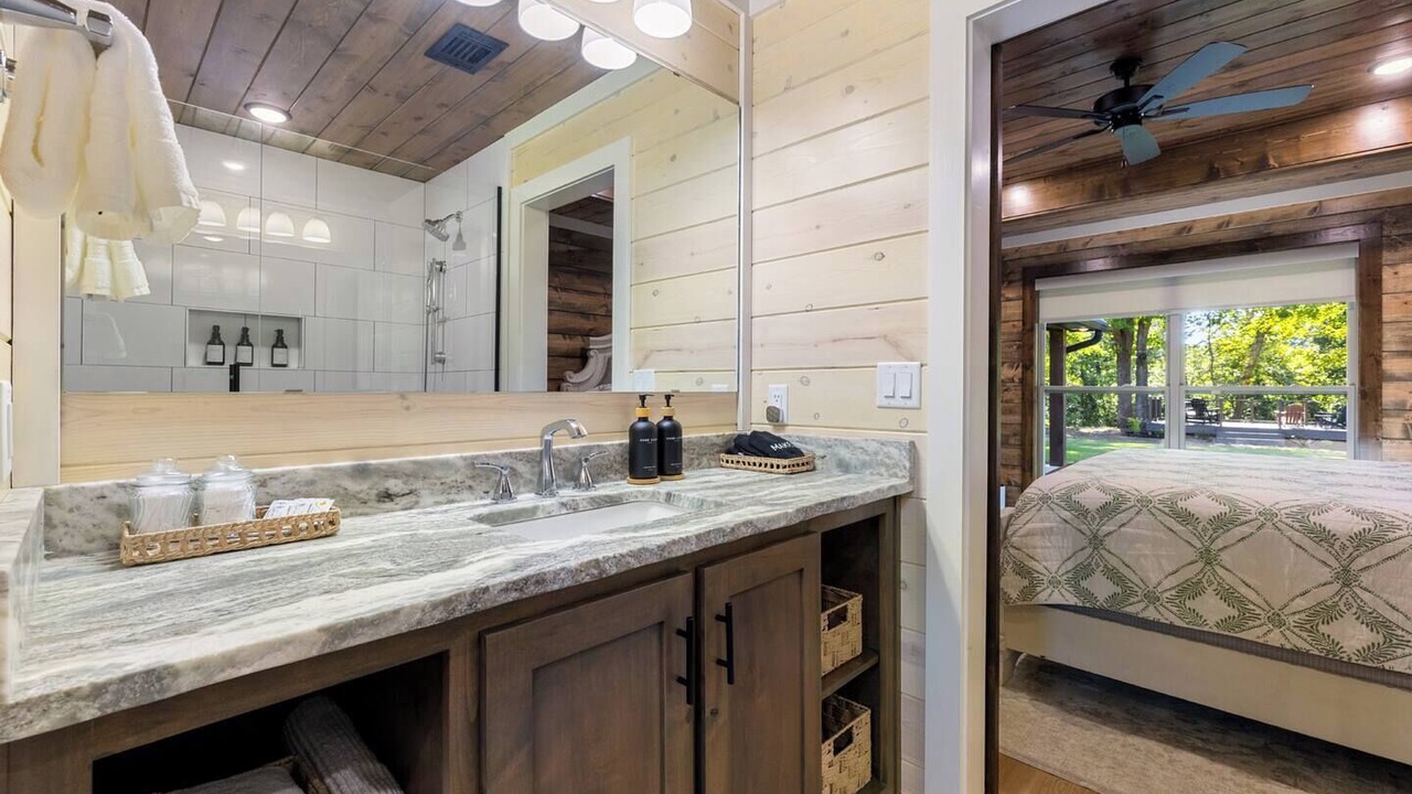 Photo of Bathroom in Golden