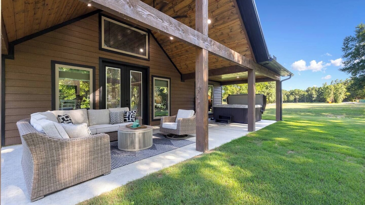 Photo of Patio Balcony in Golden