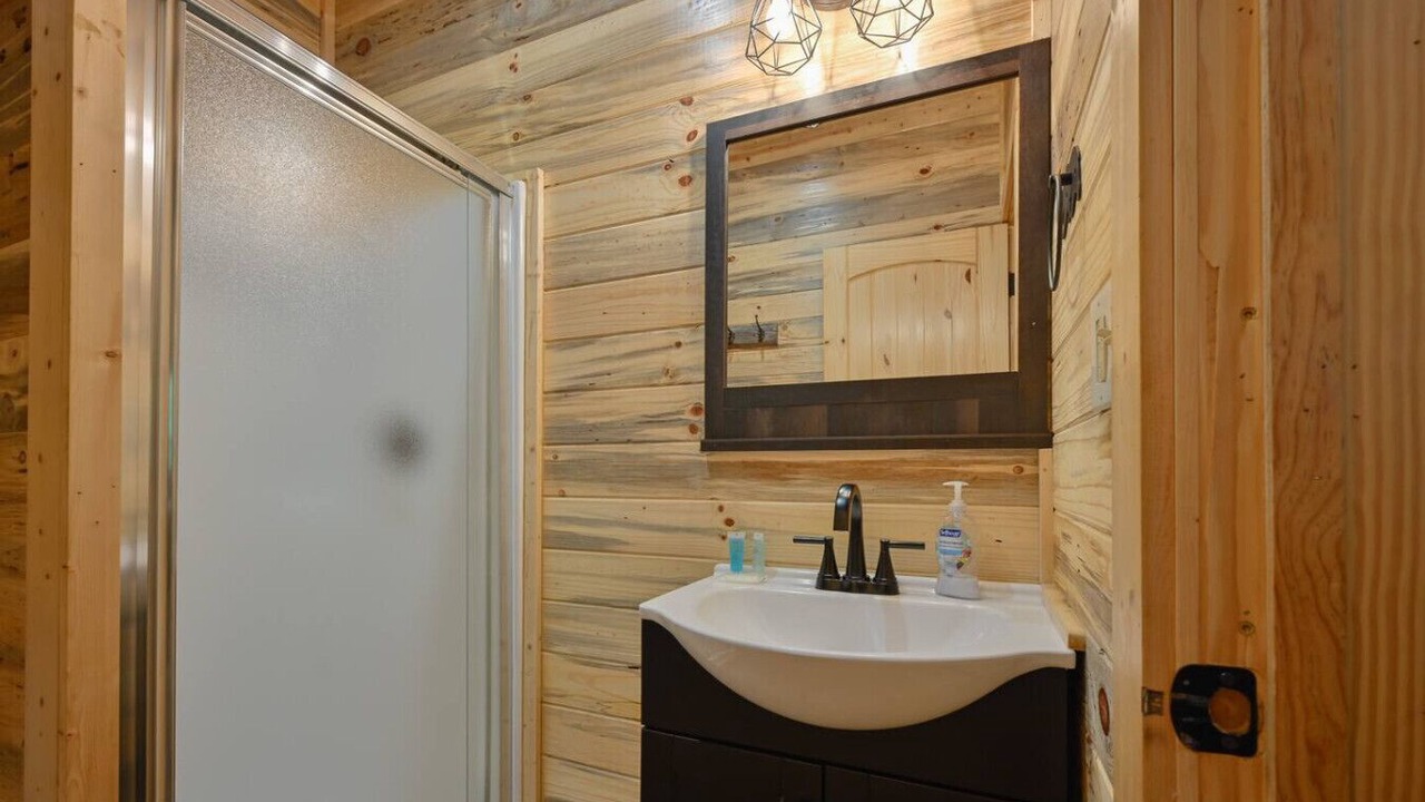 Photo of Bathroom in Mena