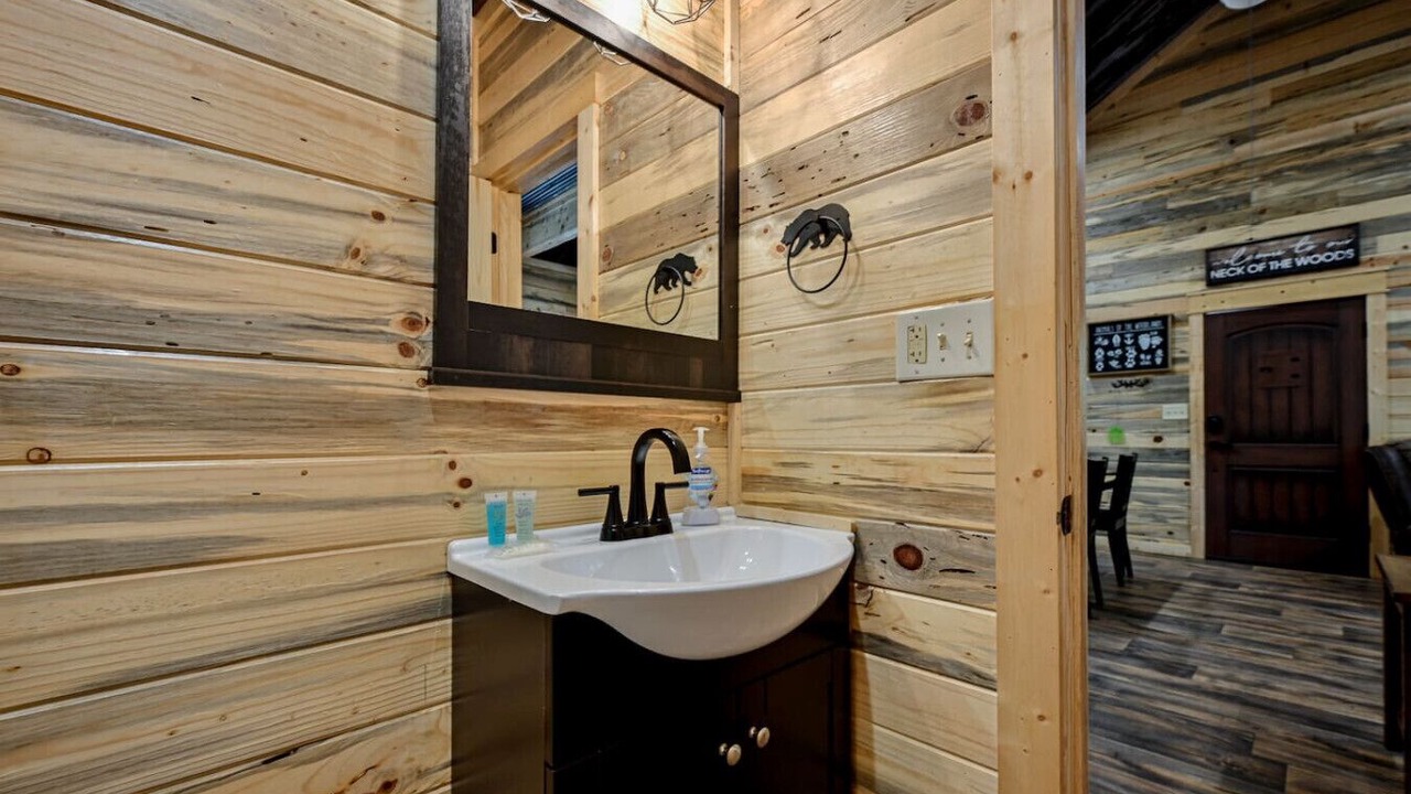Photo of Bathroom in Mena
