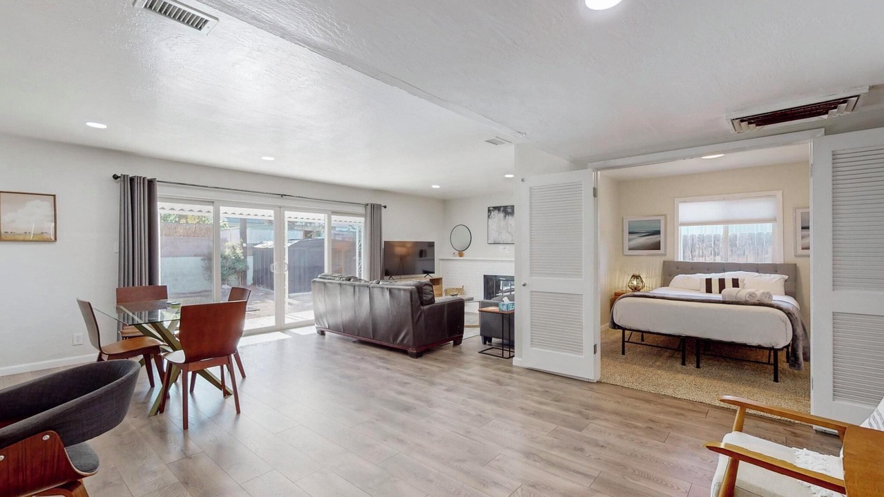 Photo of Livingroom in Northeast Heights