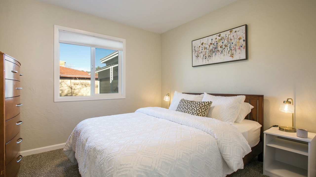 Photo of Bedroom in Northeast Heights