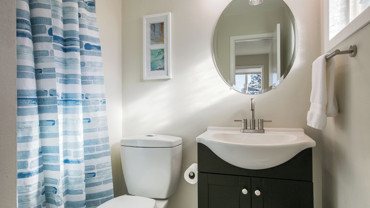 Photo of Bathroom in Northeast Heights