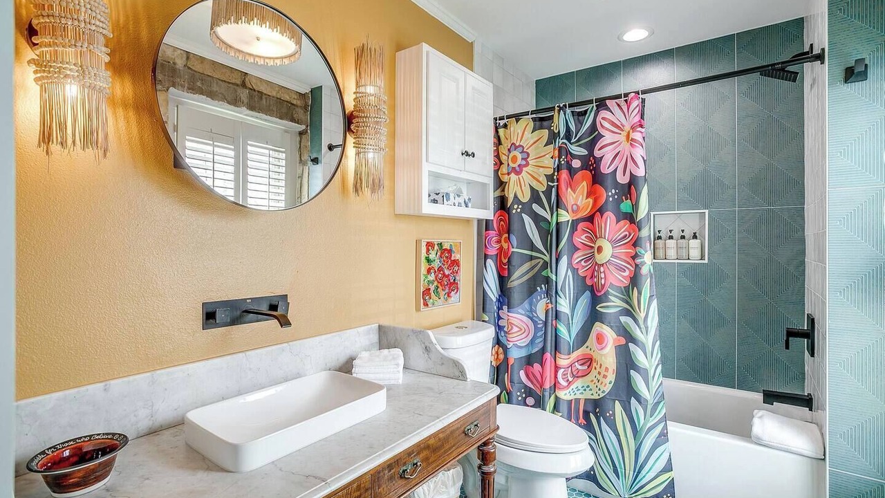 Photo of Bathroom in Granbury
