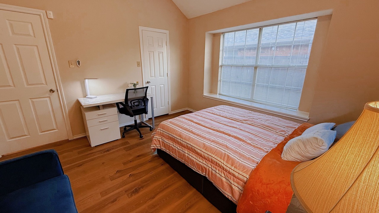Photo of Bedroom in South Arlington