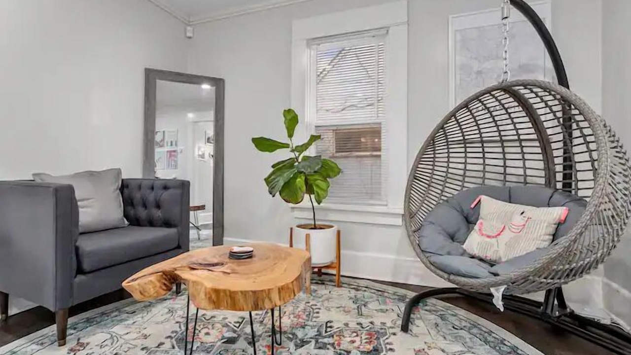 Photo of Livingroom in South Kansas City
