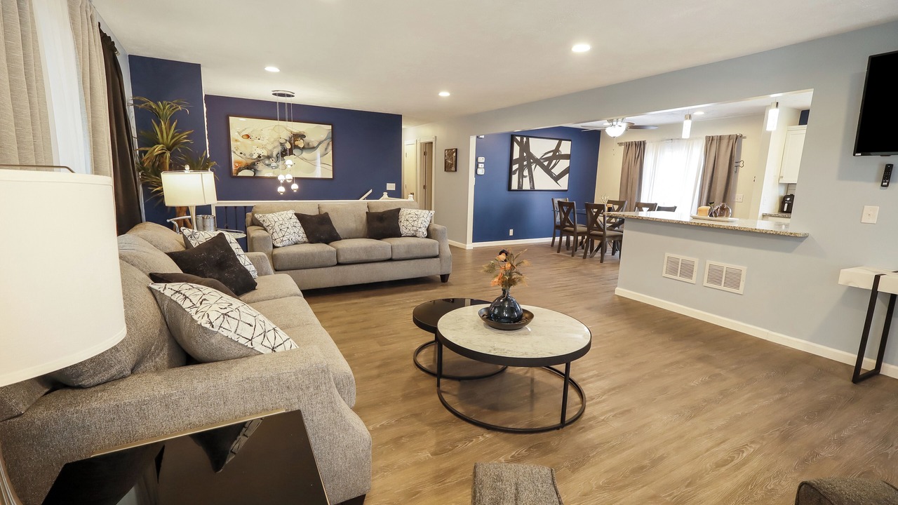 Photo of Livingroom in Millard