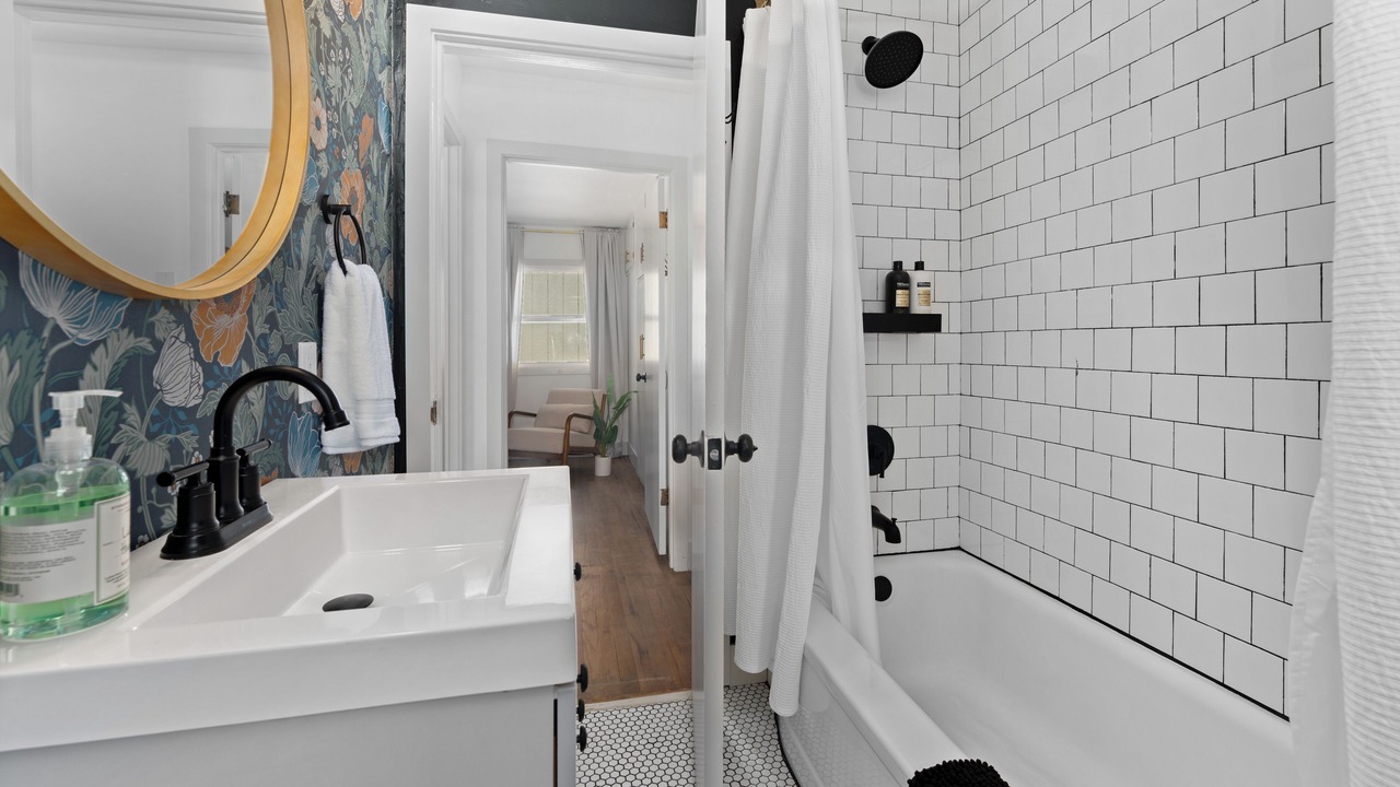 Photo of Bathroom in Chelan