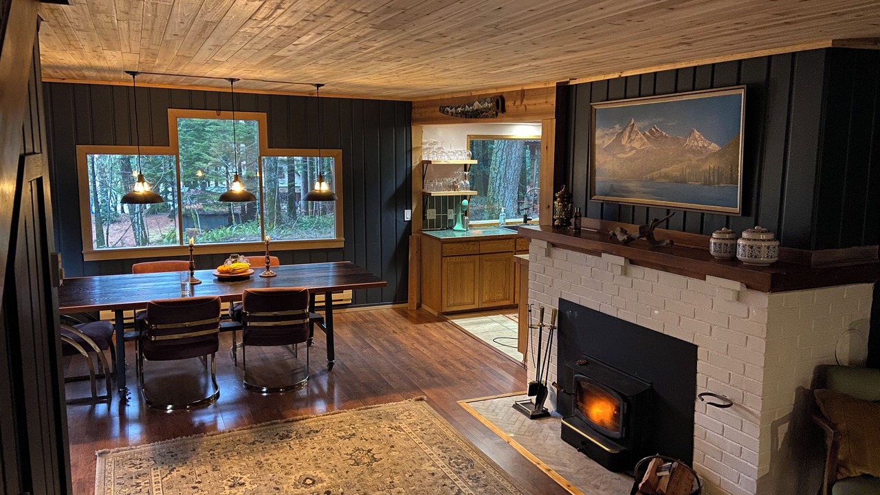 Photo of Livingroom in Packwood