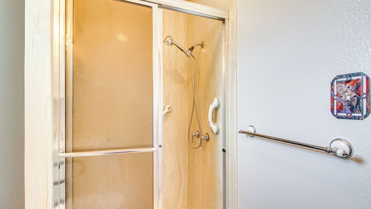 Photo of Bathroom in Bosque Farms
