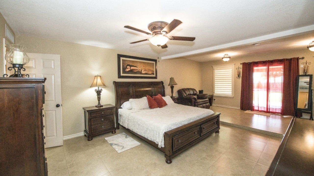 Photo of Bedroom in Biggs Field