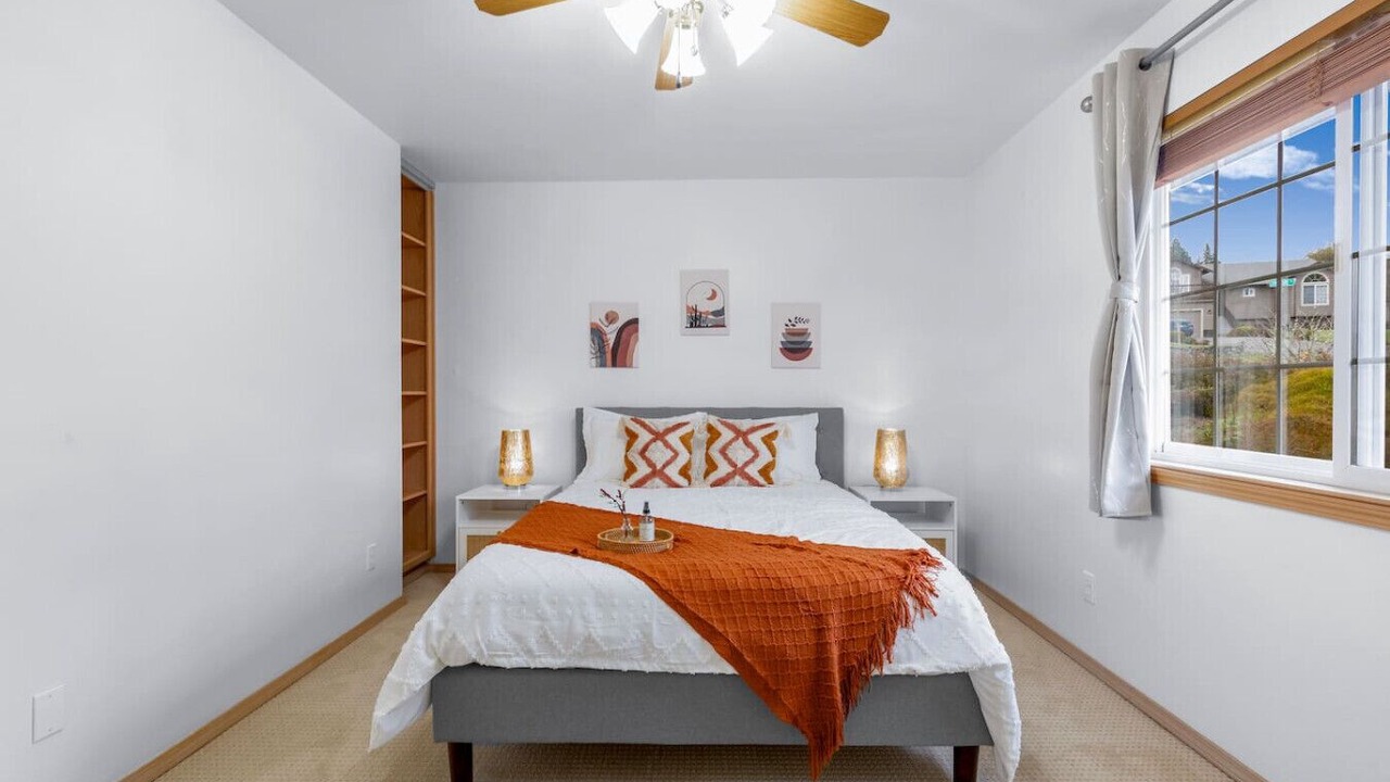 Photo of Bedroom in Freeland