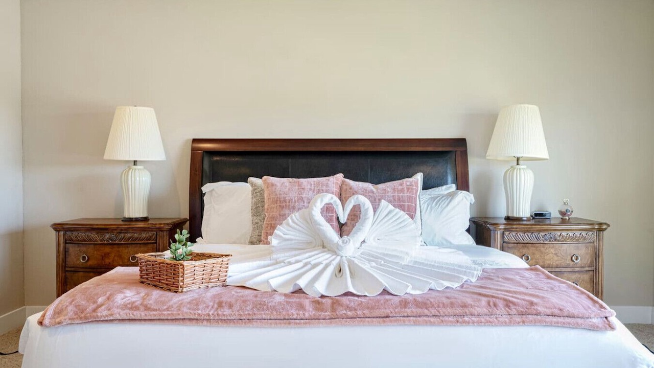 Photo of Bedroom in Cougar Mountain