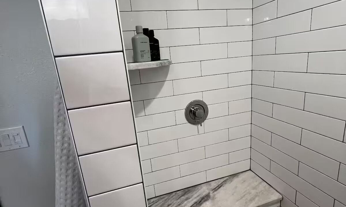 Photo of Bathroom in Oak Harbor