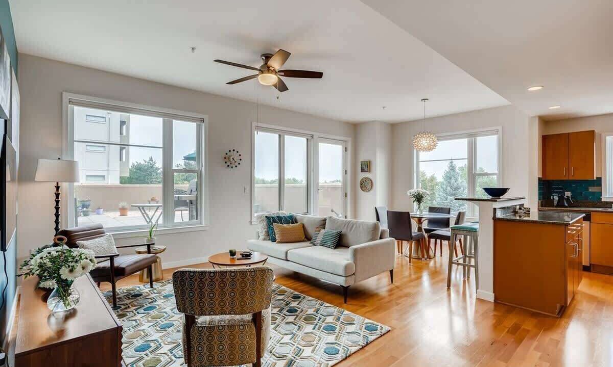 Photo of Livingroom in Central Boulder
