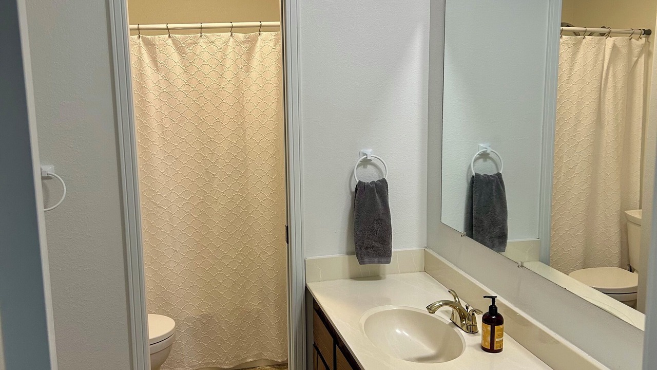 Photo of Bathroom in Omak