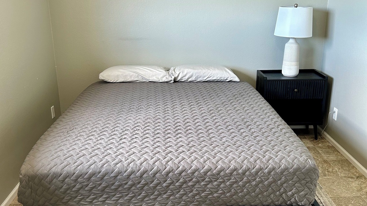 Photo of Bedroom in Omak