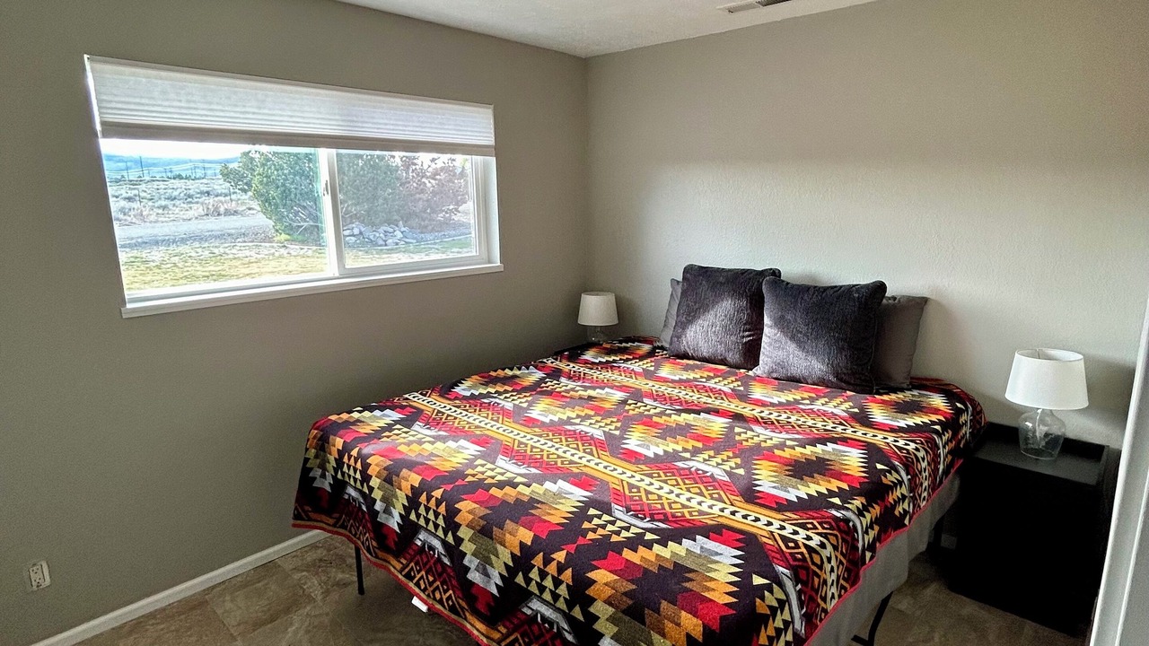 Photo of Bedroom in Omak