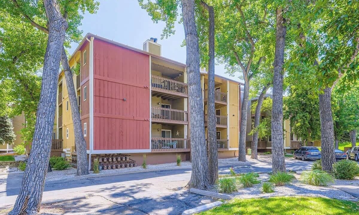 Photo of Outdoor in Baseline Sub