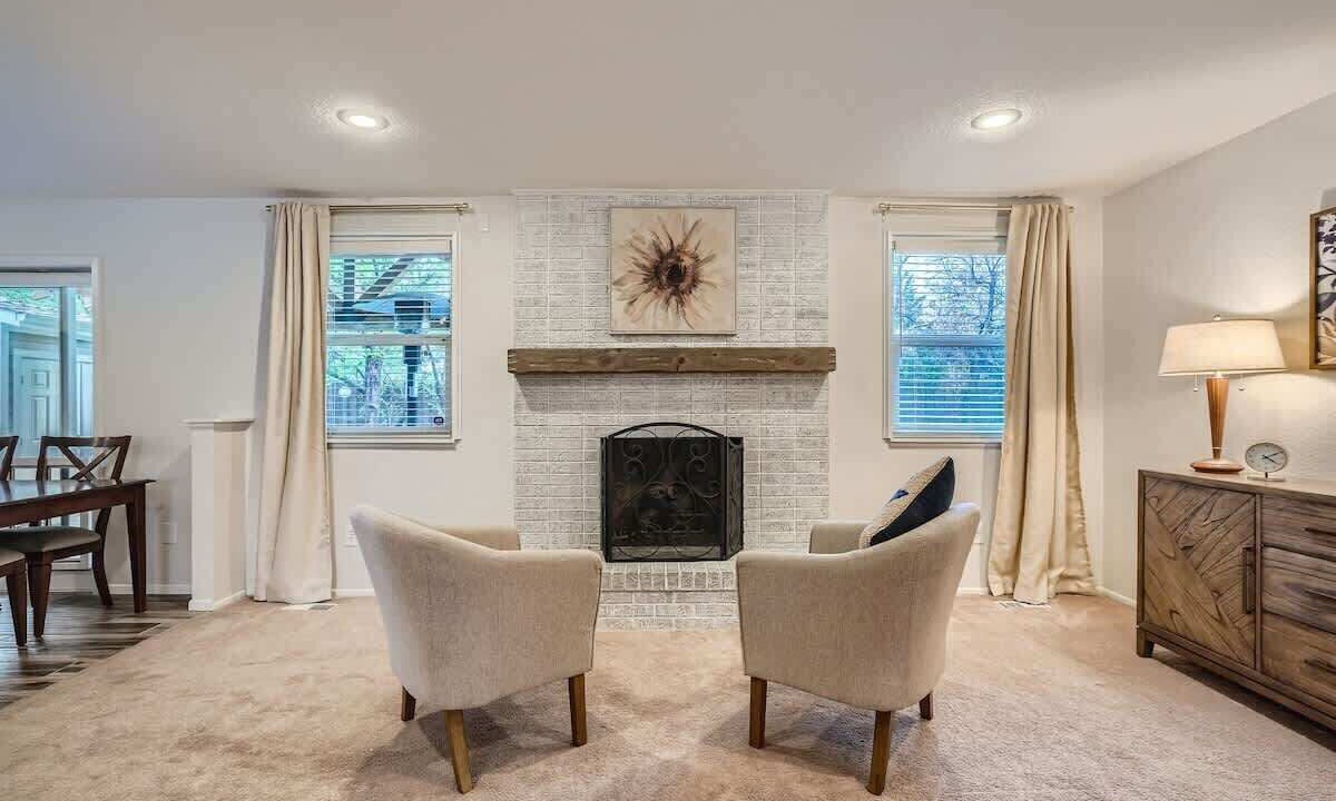 Photo of Livingroom in Louisville